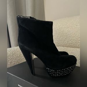 Sam Edelman Black Suede Booties
